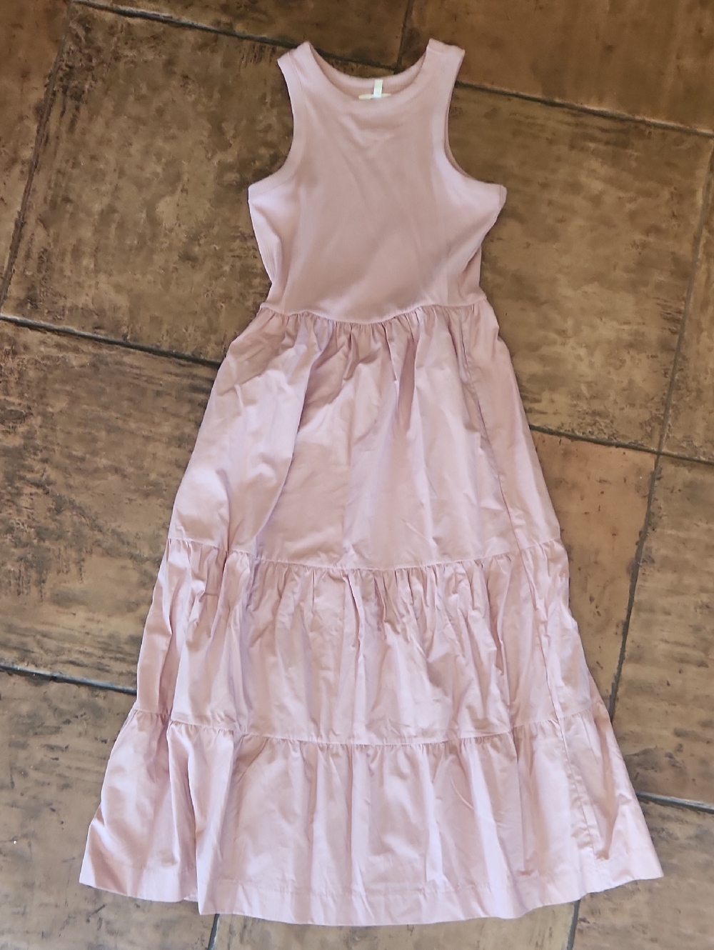 Brand New, Never Worn Women's Sleeveless Mauve Tiered Dress, Size XS